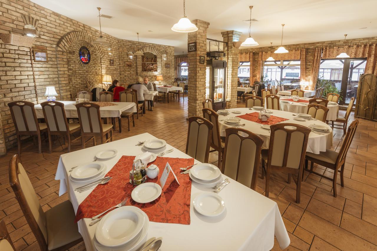 Hotel Bastion Kostrzyn nad Odra Εξωτερικό φωτογραφία