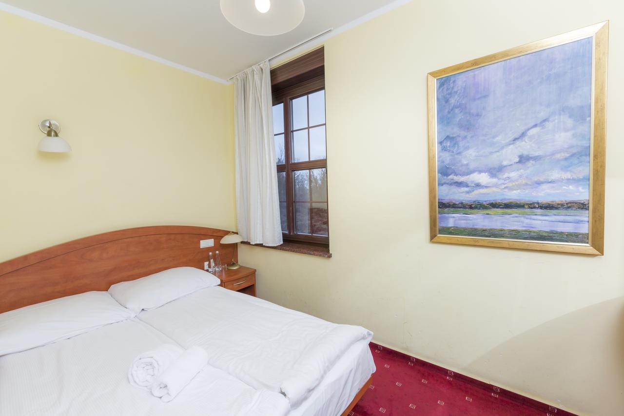 Hotel Bastion Kostrzyn nad Odra Εξωτερικό φωτογραφία