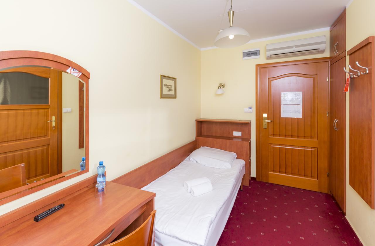 Hotel Bastion Kostrzyn nad Odra Εξωτερικό φωτογραφία