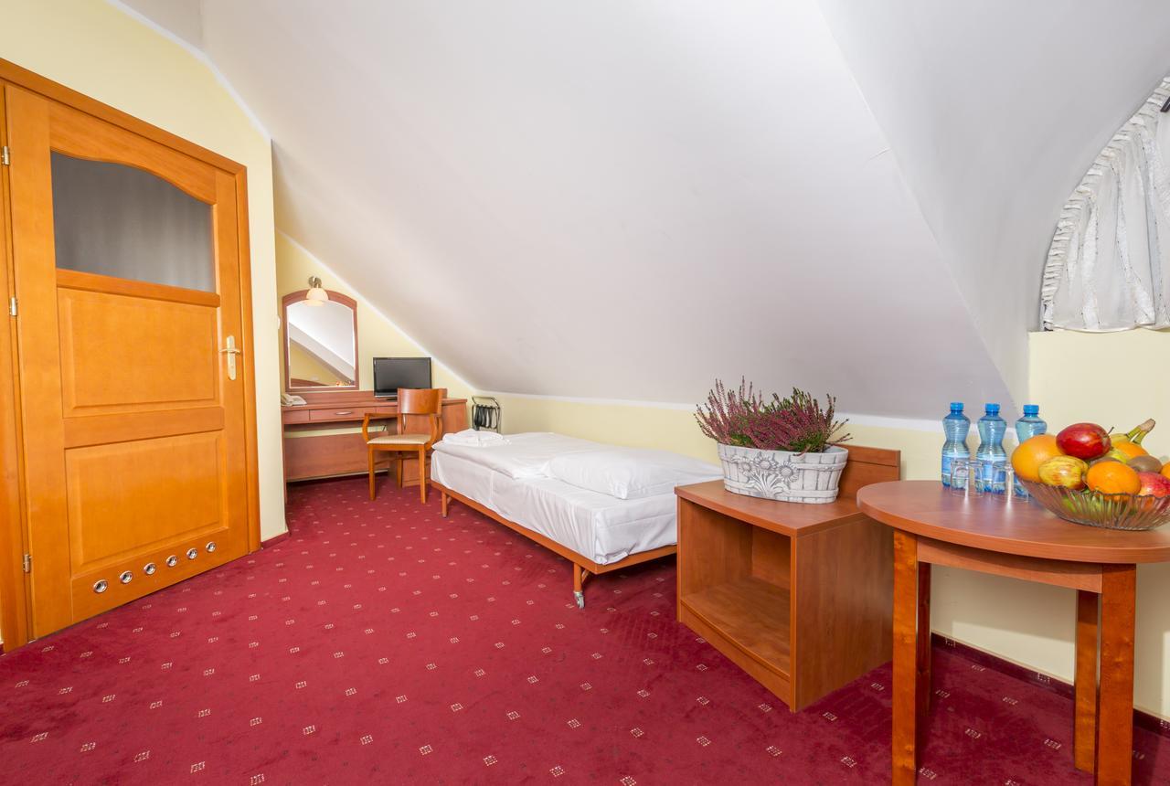 Hotel Bastion Kostrzyn nad Odra Εξωτερικό φωτογραφία